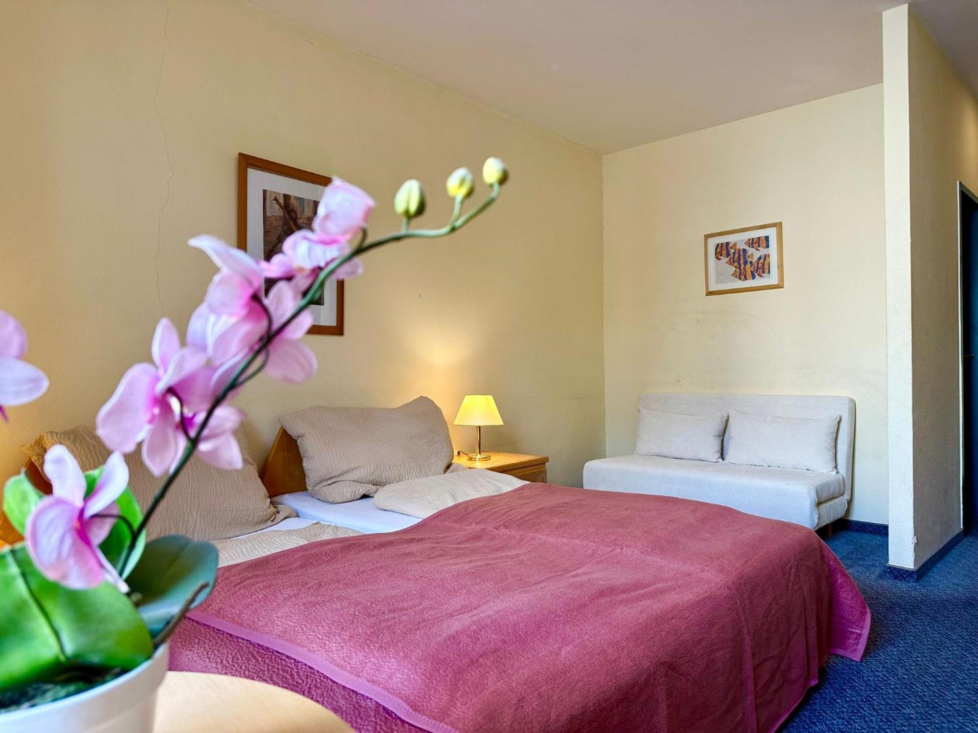 Very Central Apartments, 5 Min To City Center, No Reception Wina Bagian luar foto
