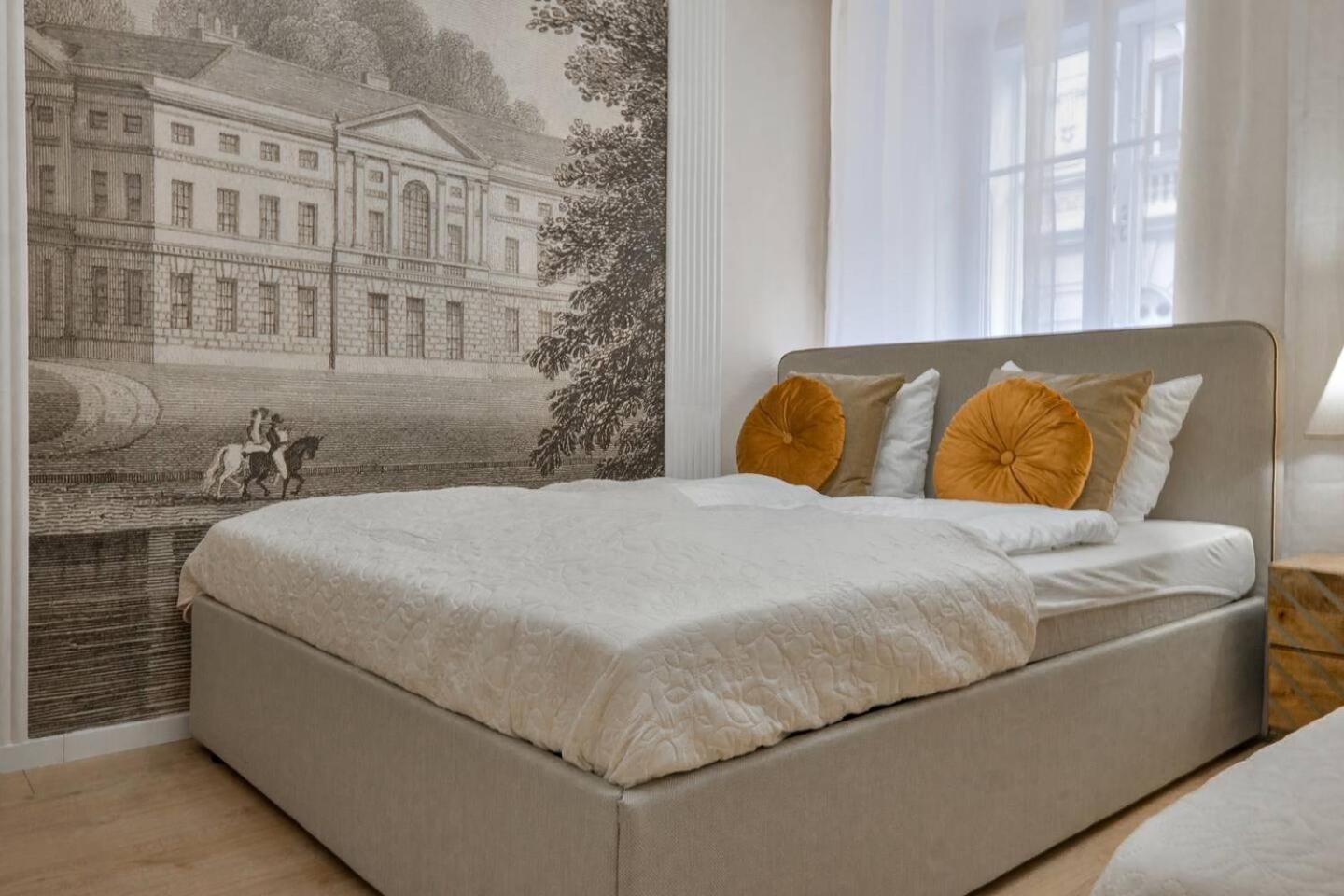 Very Central Apartments, 5 Min To City Center, No Reception Wina Bagian luar foto