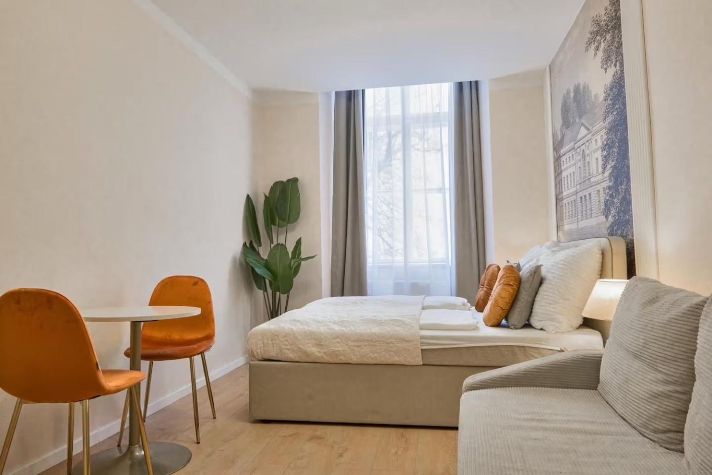 Very Central Apartments, 5 Min To City Center, No Reception Wina Bagian luar foto