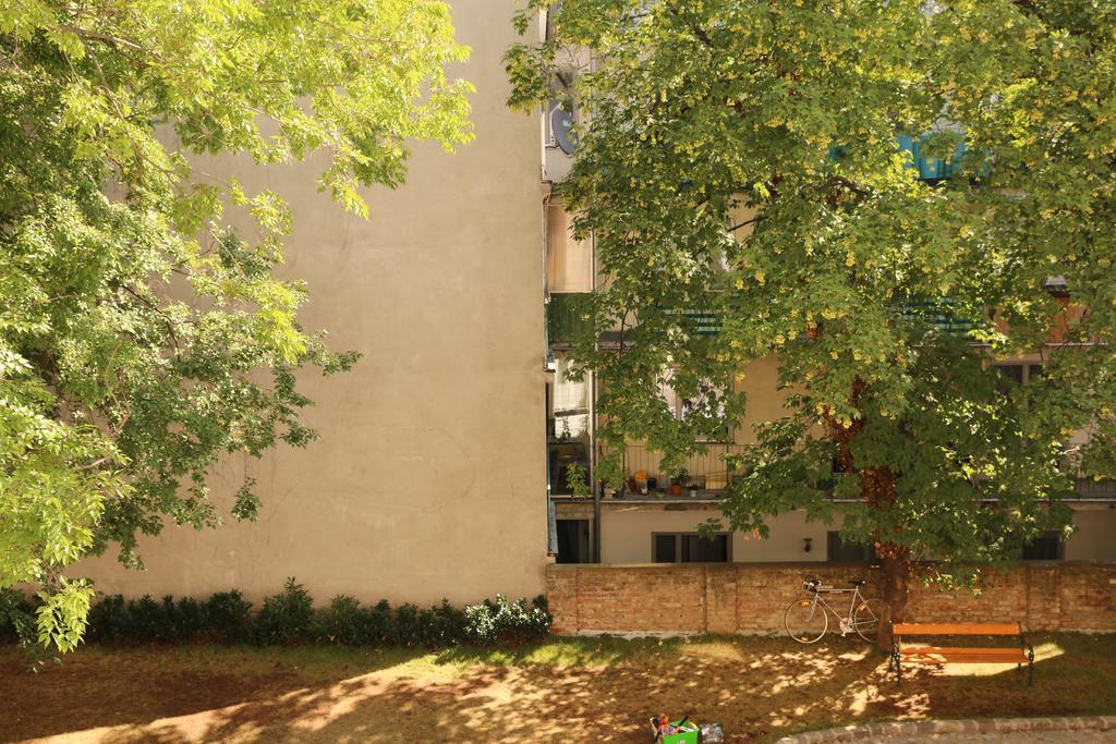 Very Central Apartments, 5 Min To City Center, No Reception Wina Bagian luar foto