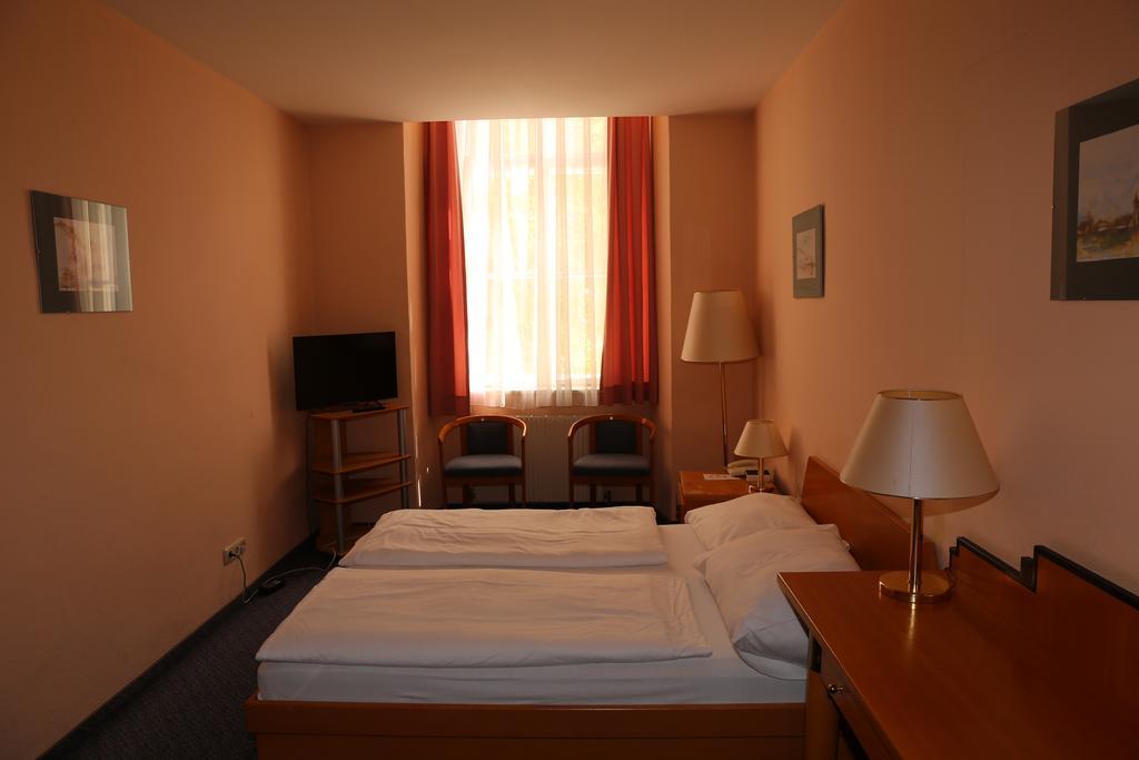 Very Central Apartments, 5 Min To City Center, No Reception Wina Bagian luar foto